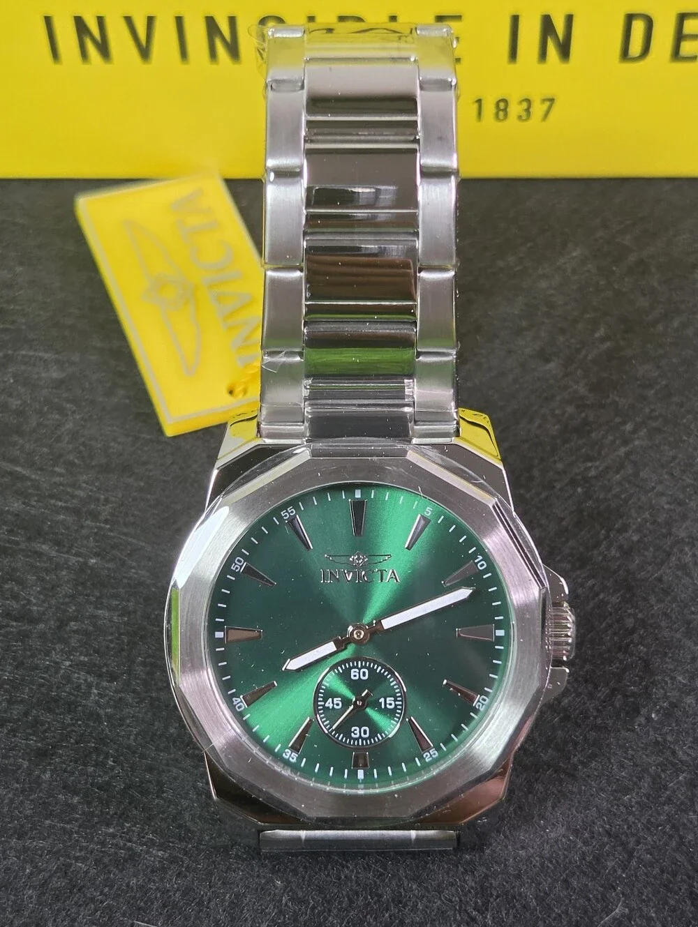 Invicta Men's Speedway Victorious 49327 Quartz 42mm Stainless Steel Green Dial